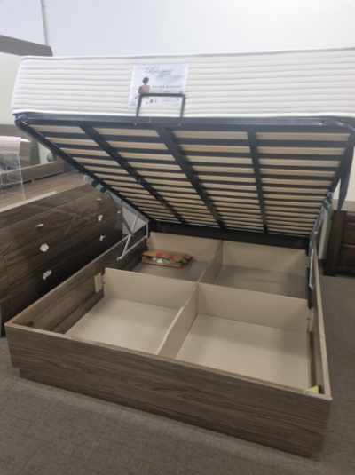 Matrix Gas Lift Bed White